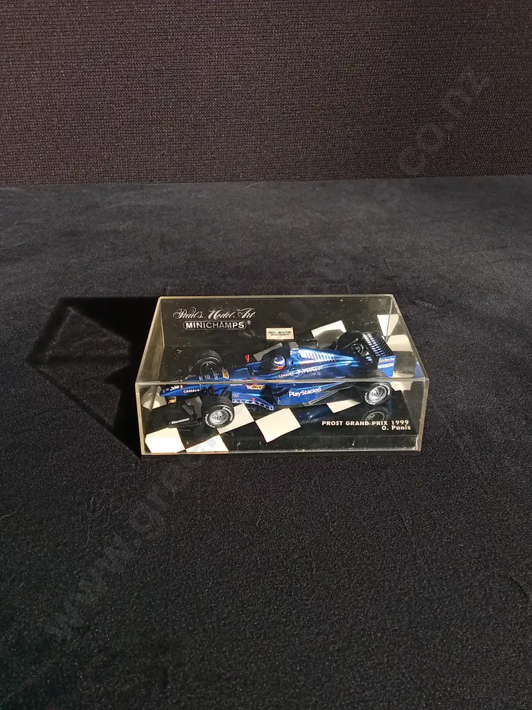 1:43 SCALE MINICHAMPS DIE CAST PROST GRAND PRIX 1999 FORMULA 1 MODEL Image 1++