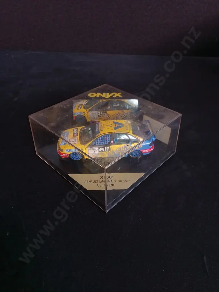 1:43 SCALE ONYX DIE CAST RENAULT LAGUNA BTCC 1996 MODEL Image 1++