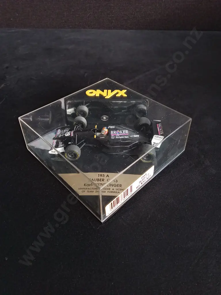 1:43 SCALE ONYX DIE CAST SAUBER C 13 MODEL Image 1++