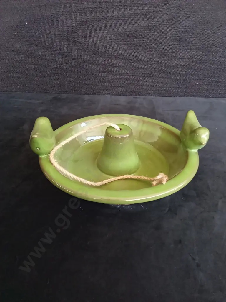 TAKASHO GREEN HANGING BIRD FEEDER Image 1++