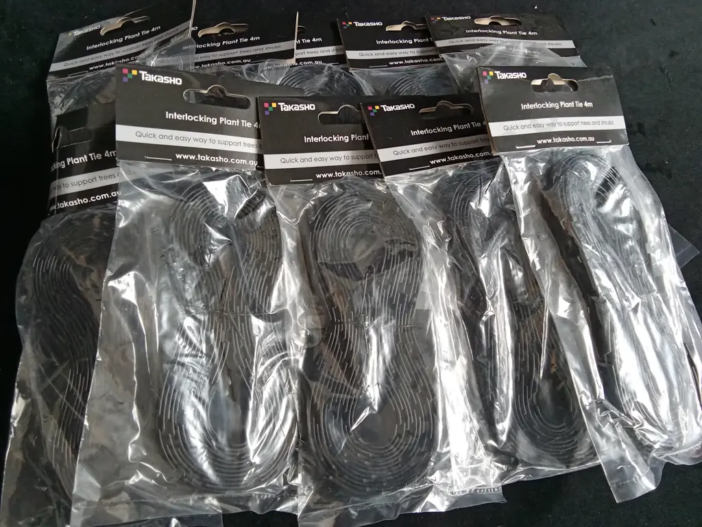 10 BRAND NEW TAKASHO INTERLOCKING PLANT TIES 4M Image 1++