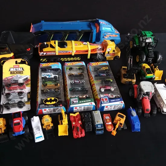 MIX OF TOY CARS, TRUCKS, HELICOPTERS, ETC. INCLUDING BRAND NEW HOT WHEELS