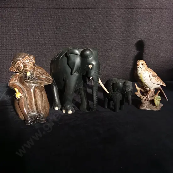4 ANIMAL DECORATIVE ITEMS