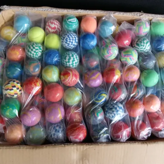 BOX OF BOUNCY BALLS FOR VENDING MACHINE