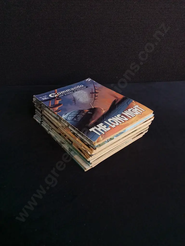 15 PIECES VINTAGE COMMANDO WAR COMICS NO 2136-2179 Image 1++