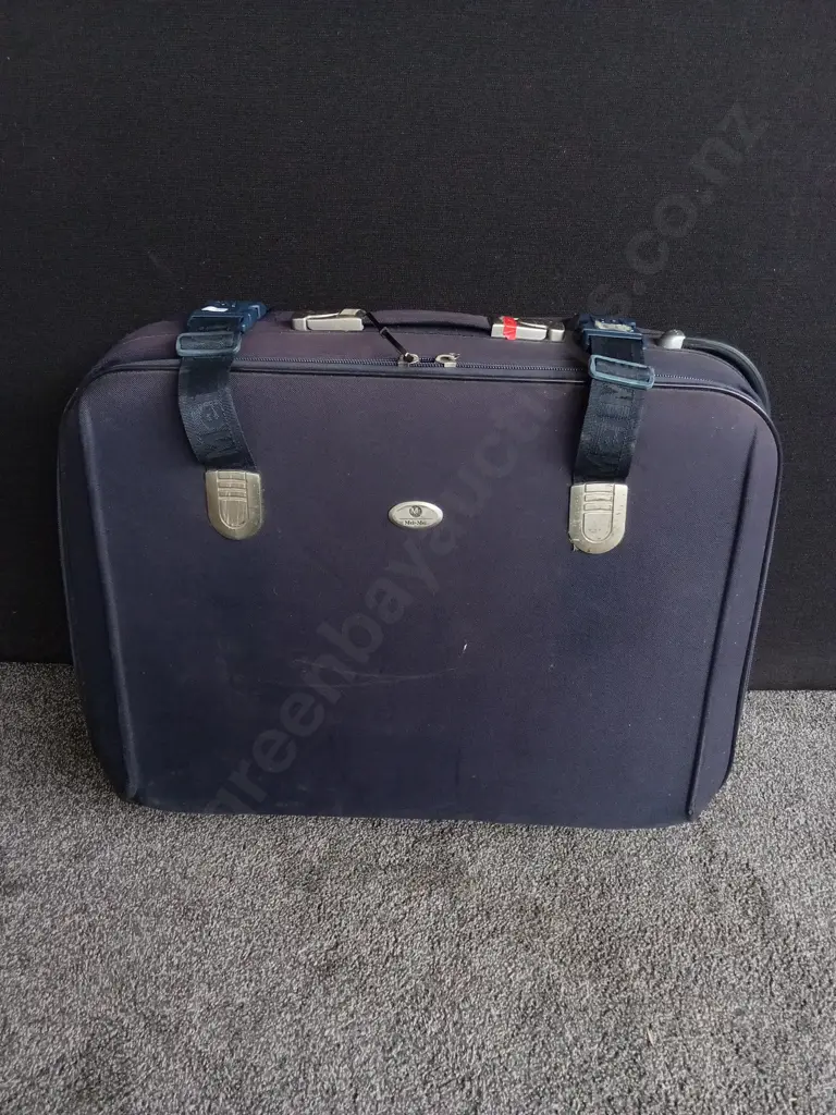 MEI MEI BLUE SUITCASE AND 2 BACKPACKS Image 1++