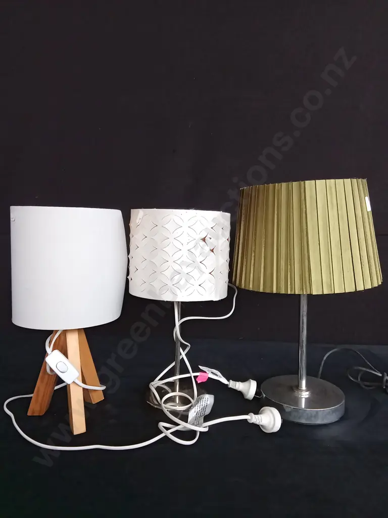 3 WORKING LAMPS Image 1++