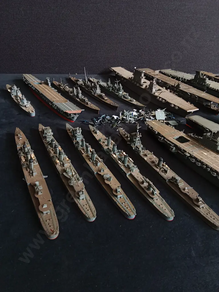 COLLECTION OF MINIATURE NAVAL VESSELS 1/700 SCALE Image 1++