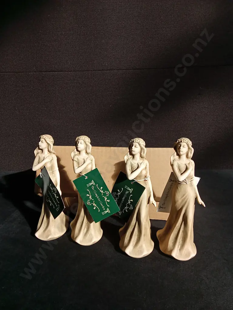 BRAND NEW SETS OF FOUR DECORATIVE FIGURES Image 1++