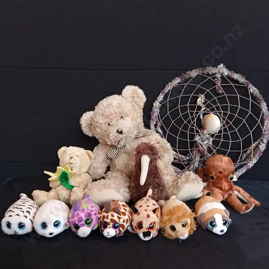 COLLECTION OF TEDDIES AND A DREAM CATCHER