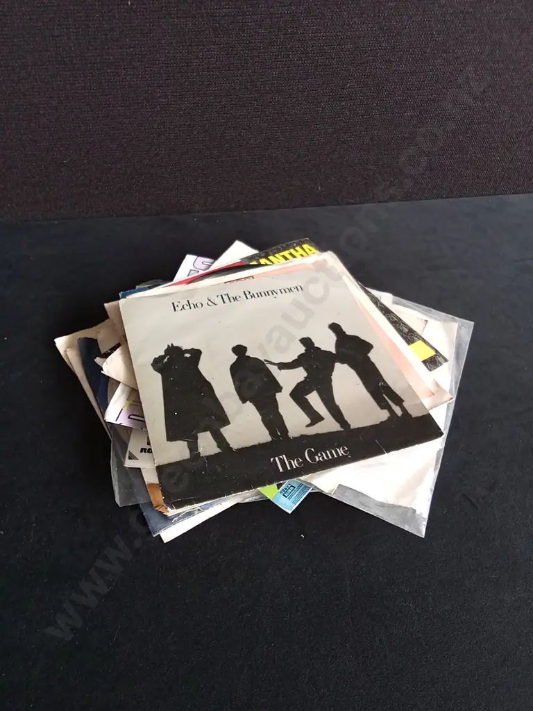 COLLECTION ON 7 INCH VINYL Image 1++