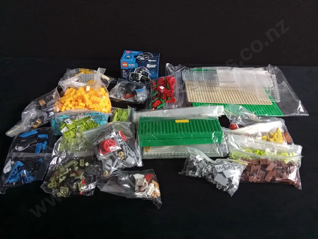 MIX OF LEGO Image 1++