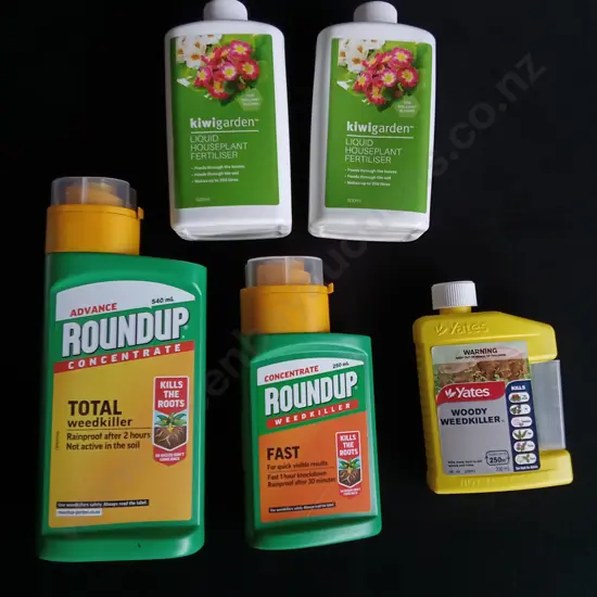 5 PIECES BRAND NEW GARDEN PRODUCTS