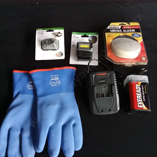 6 PIECES MISCELLANEOUS MIX OF ITEMS