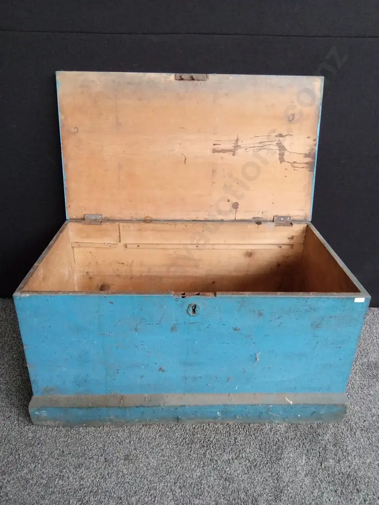 BLUE WOODEN CHEST L91CM D52CM H48CM Image 1++