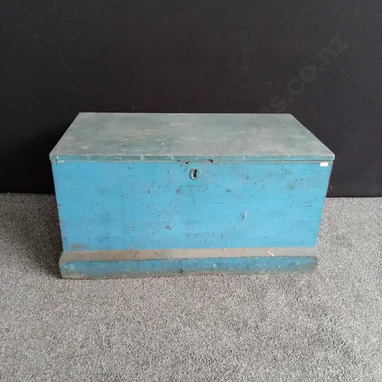 BLUE WOODEN CHEST L91CM D52CM H48CM
