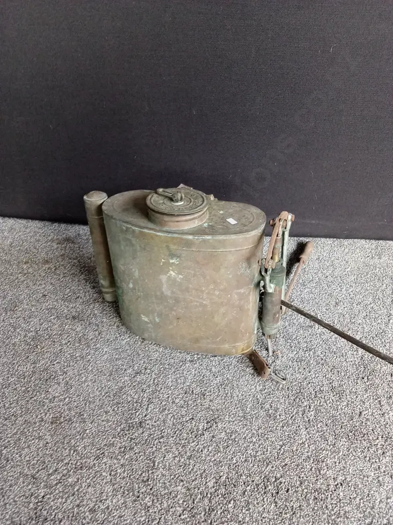 VINTAGE COPPER BACKPACK SPRAYER Image 1++