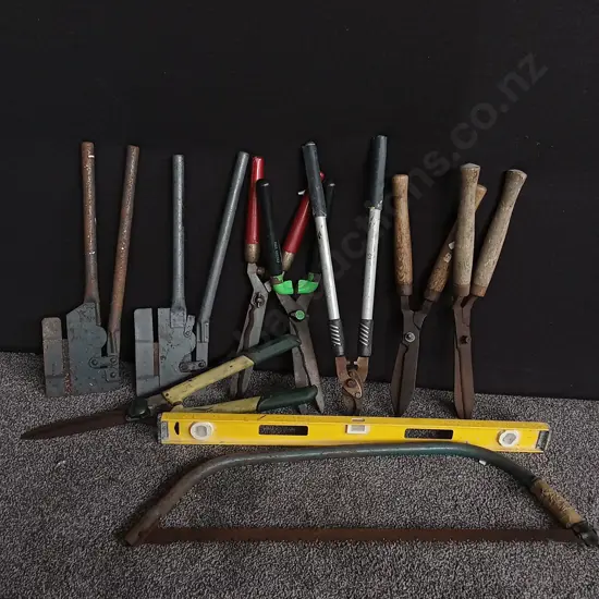 9 HAND TOOLS