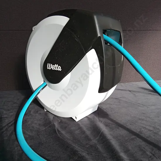 WETTA RETRACTABLE HOUSE REEL