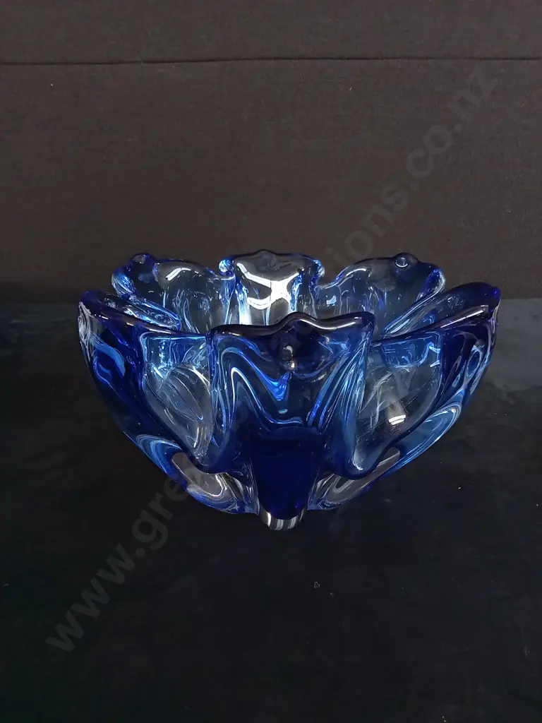 VINTAGE ART DECO GLASS BOWL Image 1++