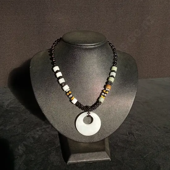 GEMSTONE NECKLACE