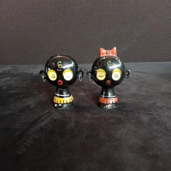VINTAGE WINKY BLINKY SALT AND PEPPER SHAKERS