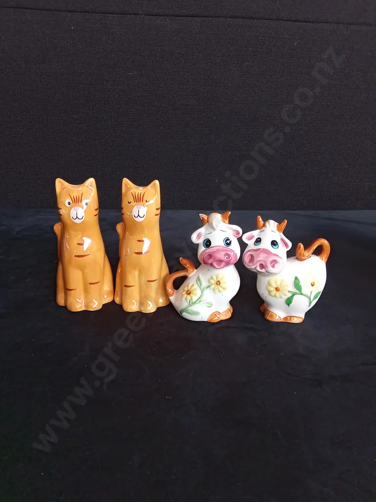 CAT AND COW SALT AND PEPPER SHAKERS Image 1++