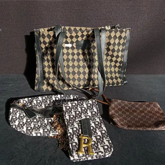 4 PIECES PURSES
