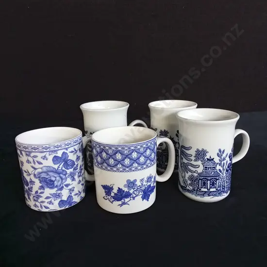 2 SPODE MUGS AND 3 BLUE WILLOW ENGLAND CHURCHILL MUGS