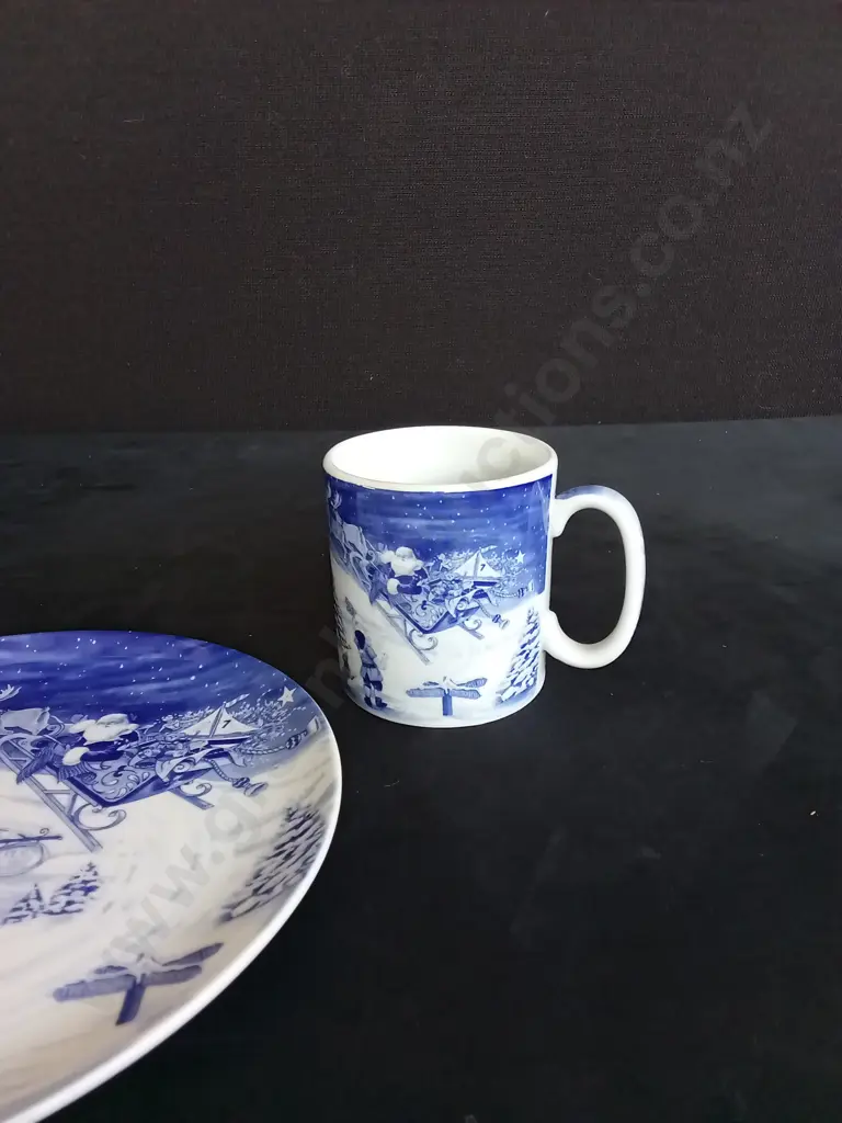 SPODE SANTAS BIG DAY THE OFF PLATE AND MUG Image 1++