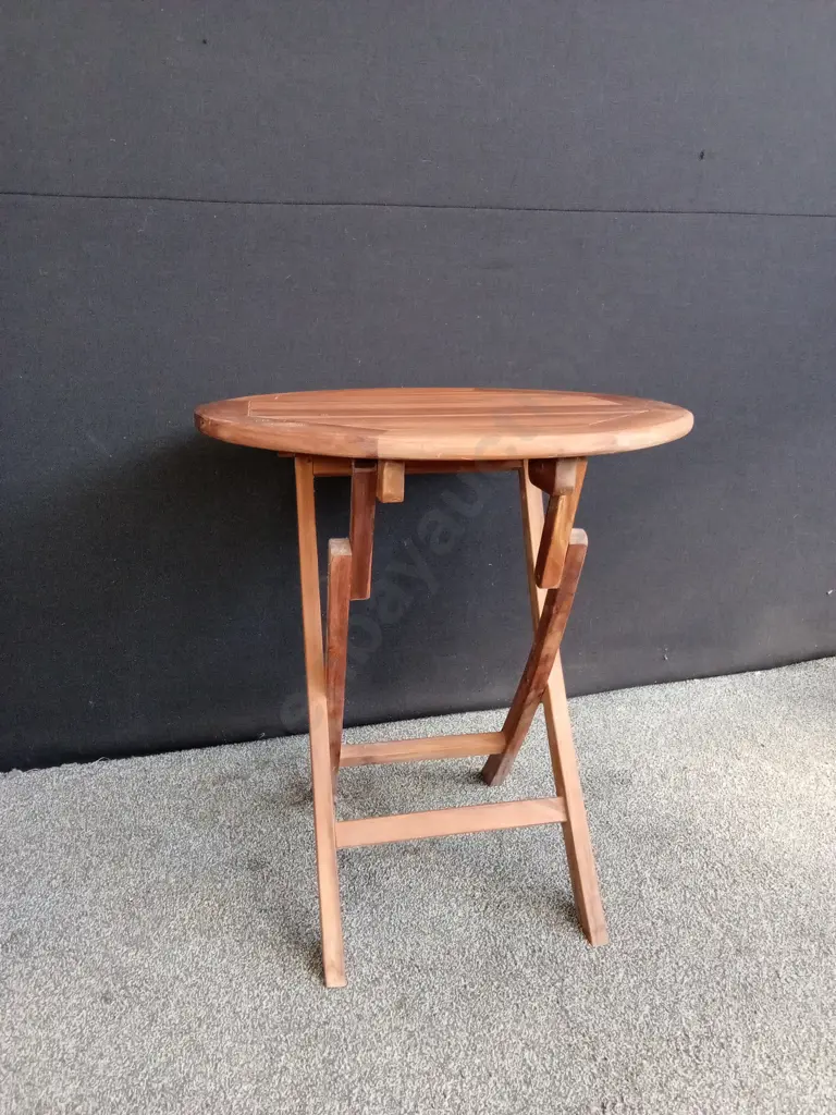 FOLDABLE WOODEN OUTDOOR TABLE Image 1++