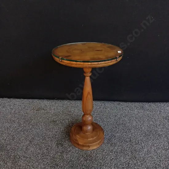 CIRCULAR WOODEN SIDE TABLE WITH GLASS TOP H49CM