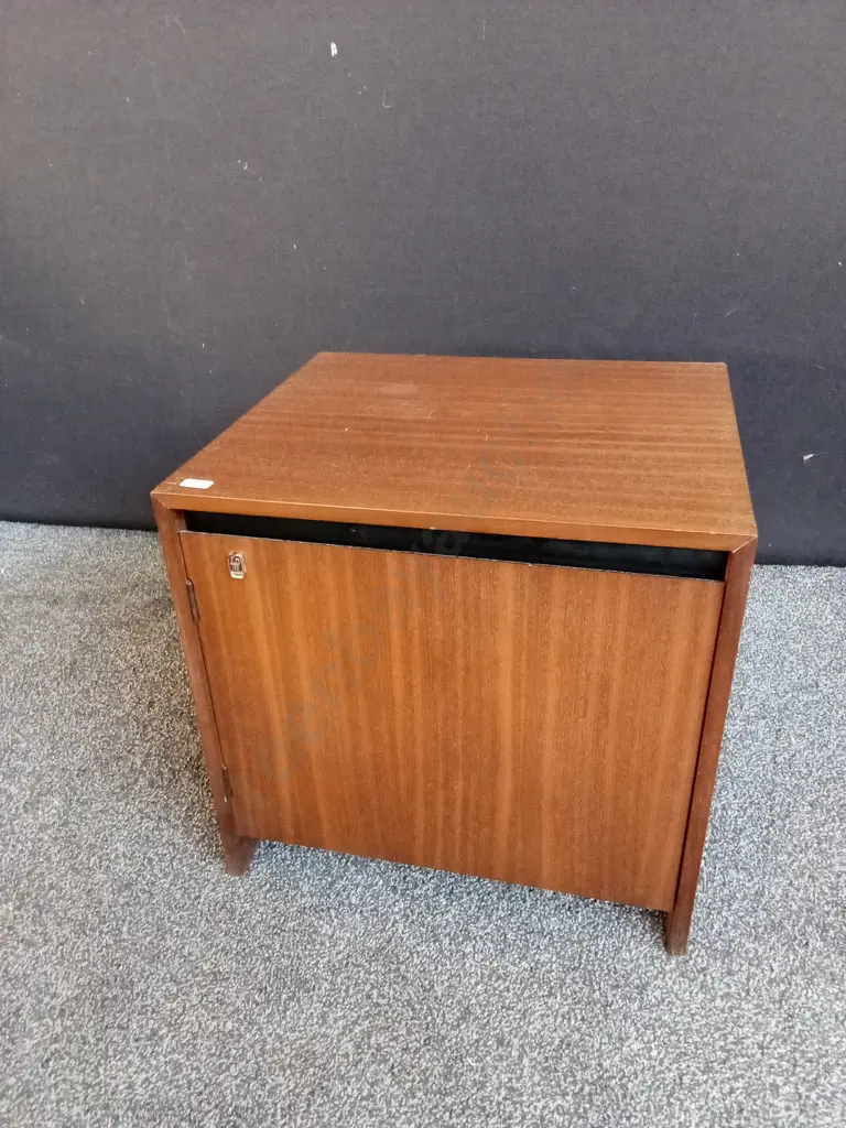 WOODEN RECORD CABINET H43.5CM W45CM D39CM Image 1++