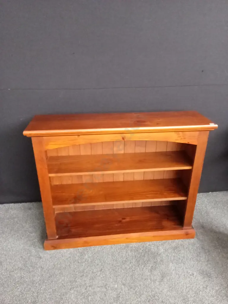 LOW WOODEN BOOKCASE WITH ARCH TOP L1.15M D32CM H94CM WITH 2 REMOVABLE SHELVES Image 1++