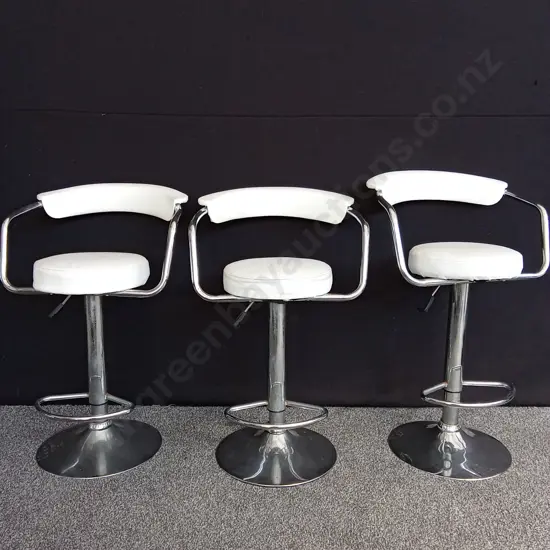 3 WHITE BAR STOOLS