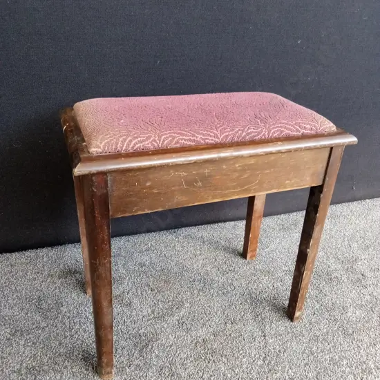 PIANO STOOL WITH COMPARTMENT