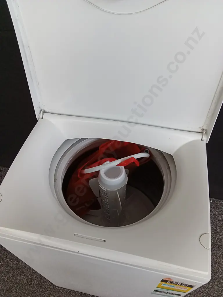FISHER & PAYKEL TOP LOAD WASHING MACHINE WORKING Image 1++