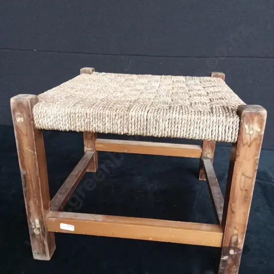 VINTAGE WOODEN FOOTSTOOL