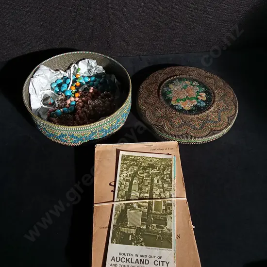 MISCELLANEOUS MIX, TIN OF JEWELLERY AND VINTAGE AUCKLAND PAMPHLETS