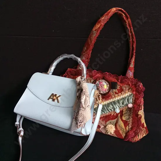 2 PIECES HANDBAGS