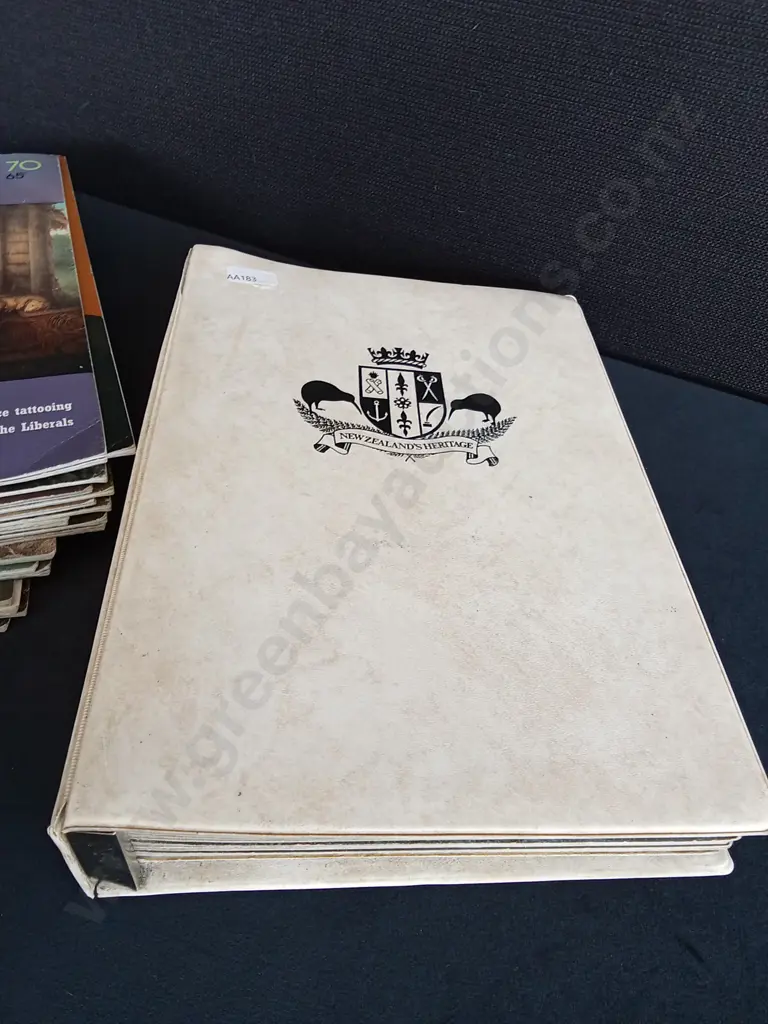 20 NEW ZEALAND HERITAGE BOOKS AND A FOLDER FULL OF NEW ZEALAND HERITAGE BOOKS Image 1++