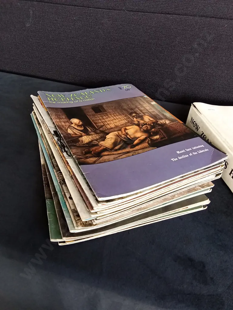 20 NEW ZEALAND HERITAGE BOOKS AND A FOLDER FULL OF NEW ZEALAND HERITAGE BOOKS Image 1++
