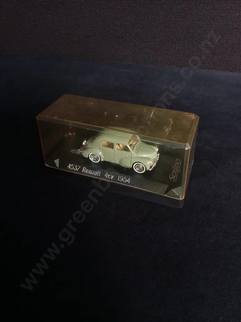 1:43 SCALE SOLIDO 1954 RENAULT 4CV DIE CAST MODEL Image 1++