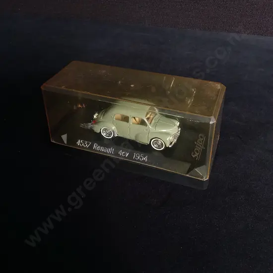 1:43 SCALE SOLIDO 1954 RENAULT 4CV DIE CAST MODEL