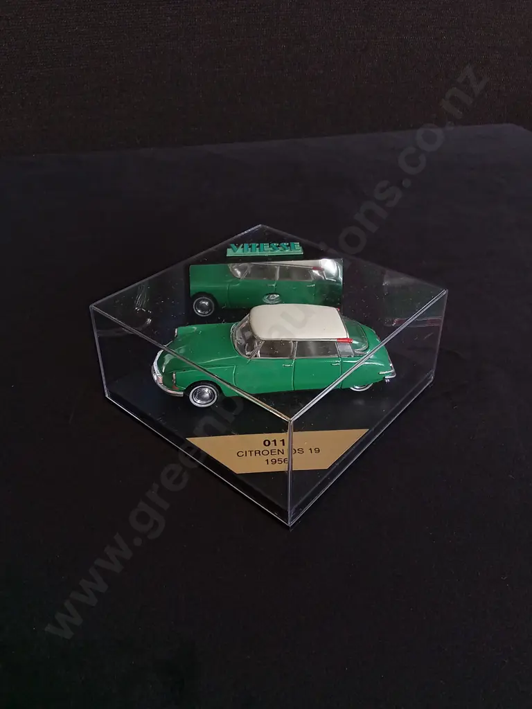 1:43 SCALE VITESSE 1956 CITROËN DS 19 DIE CAST MODEL Image 1++