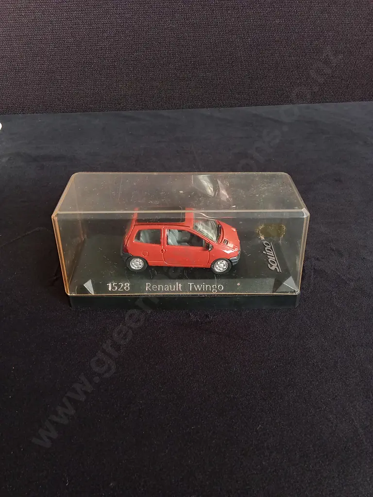1:43 SCALE SOLIDO 1528 RENAULT TWINGO DIE CAST MODEL Image 1++