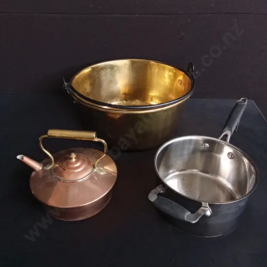 MIX OF POTS AND COPPER KETTLE