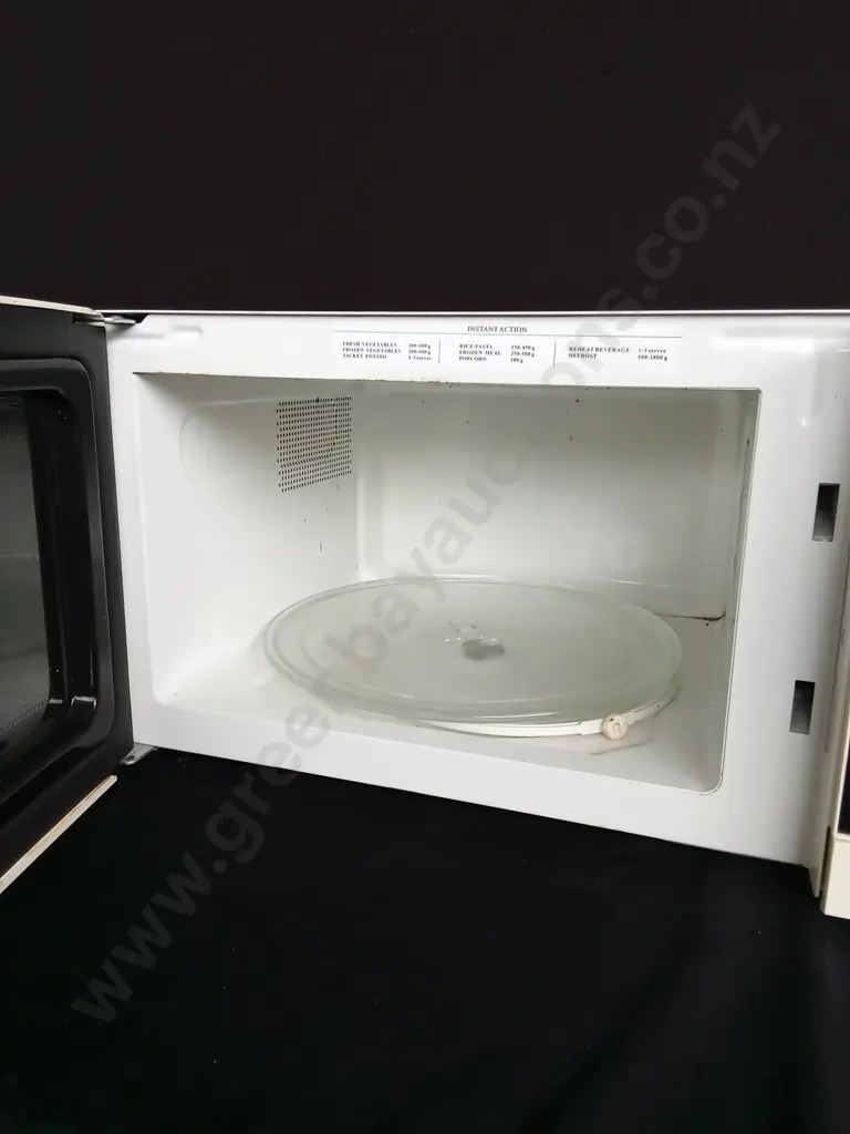 SHARP CARAOUSEL MICROWAVE WORKING Image 1++