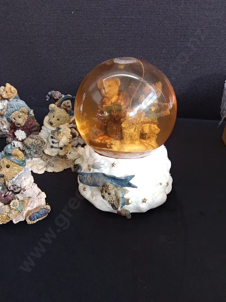 15 PIECES VINTAGE BOYDS BEARS & FRIENDS FIGURES AND SNOW GLOBE Image 1++