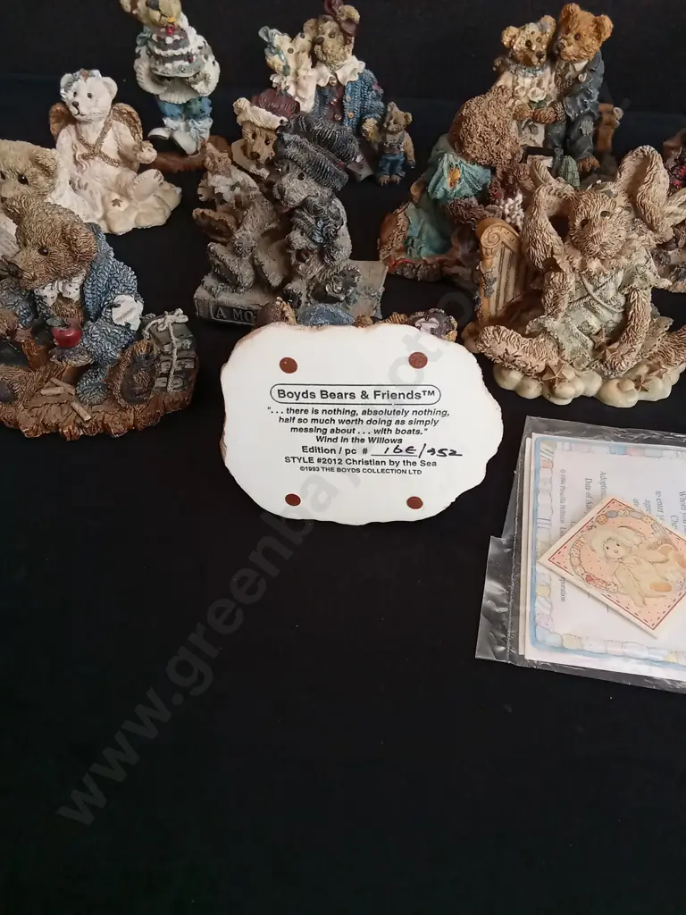 15 PIECES VINTAGE BOYDS BEARS & FRIENDS FIGURES AND SNOW GLOBE Image 1++
